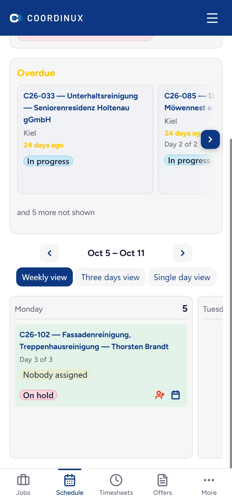 Coordinux weekly view with a job planned for Monday